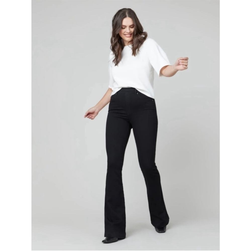 Spanx Flared Jeans in Clean‎ Black Women's Medium Casual Capsule